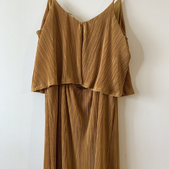 Mustard dress - Picture 4 of 4